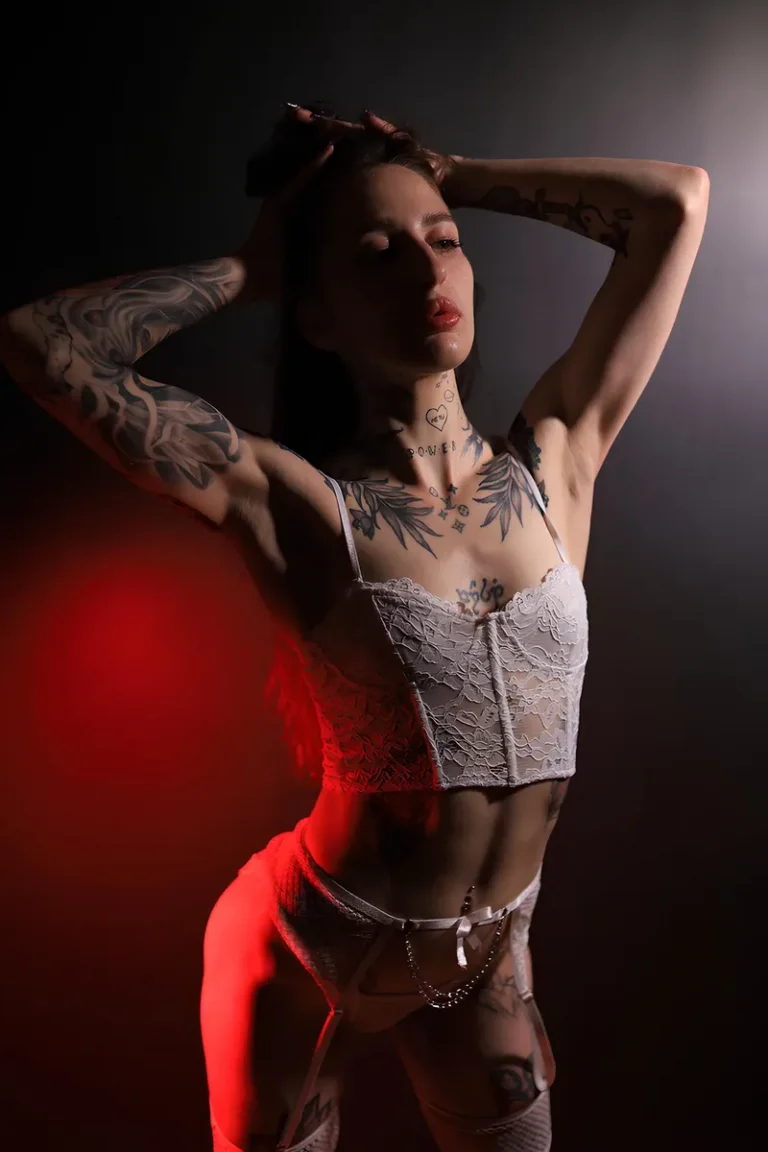 Molly — Prime Models