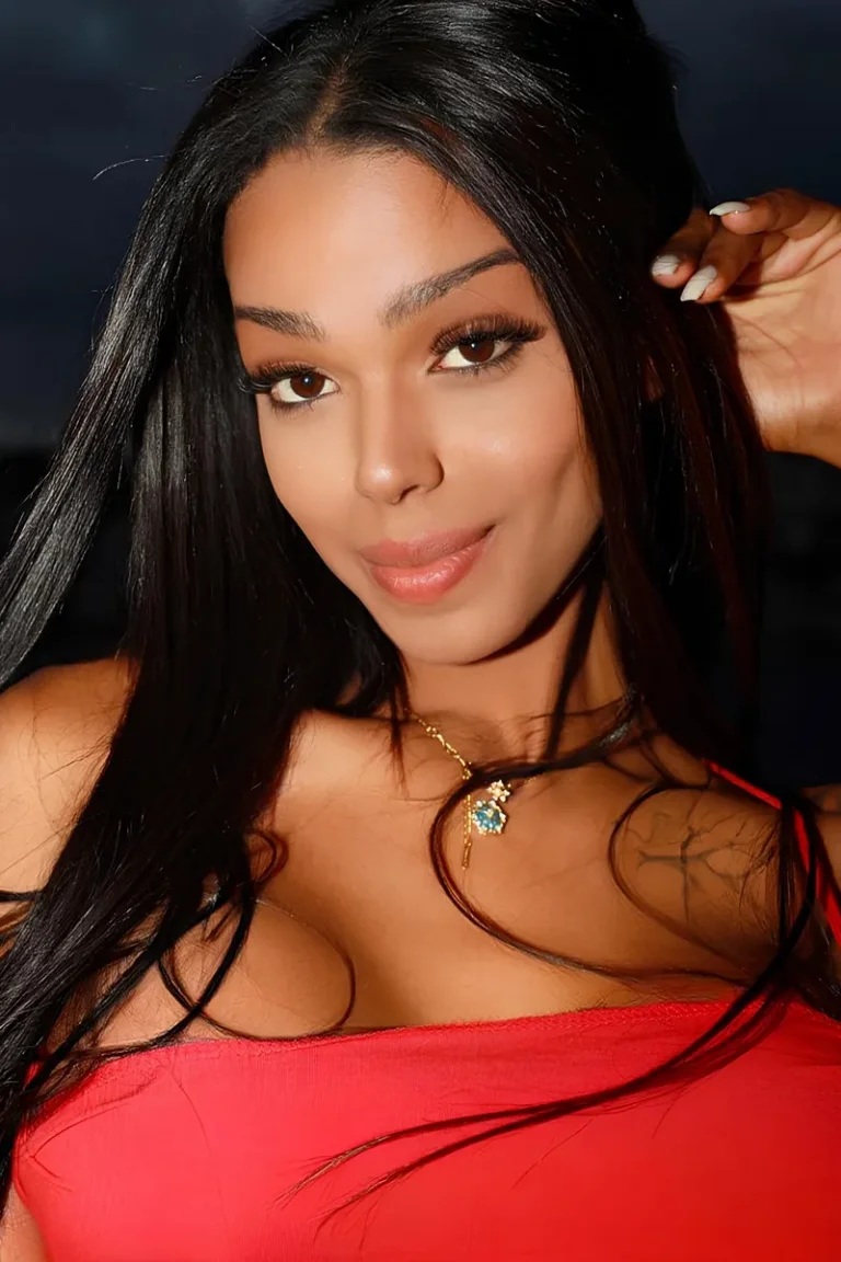 Valentina — Prime Models