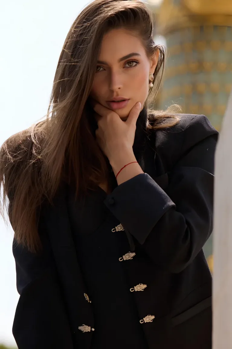 Amberi — Prime Models
