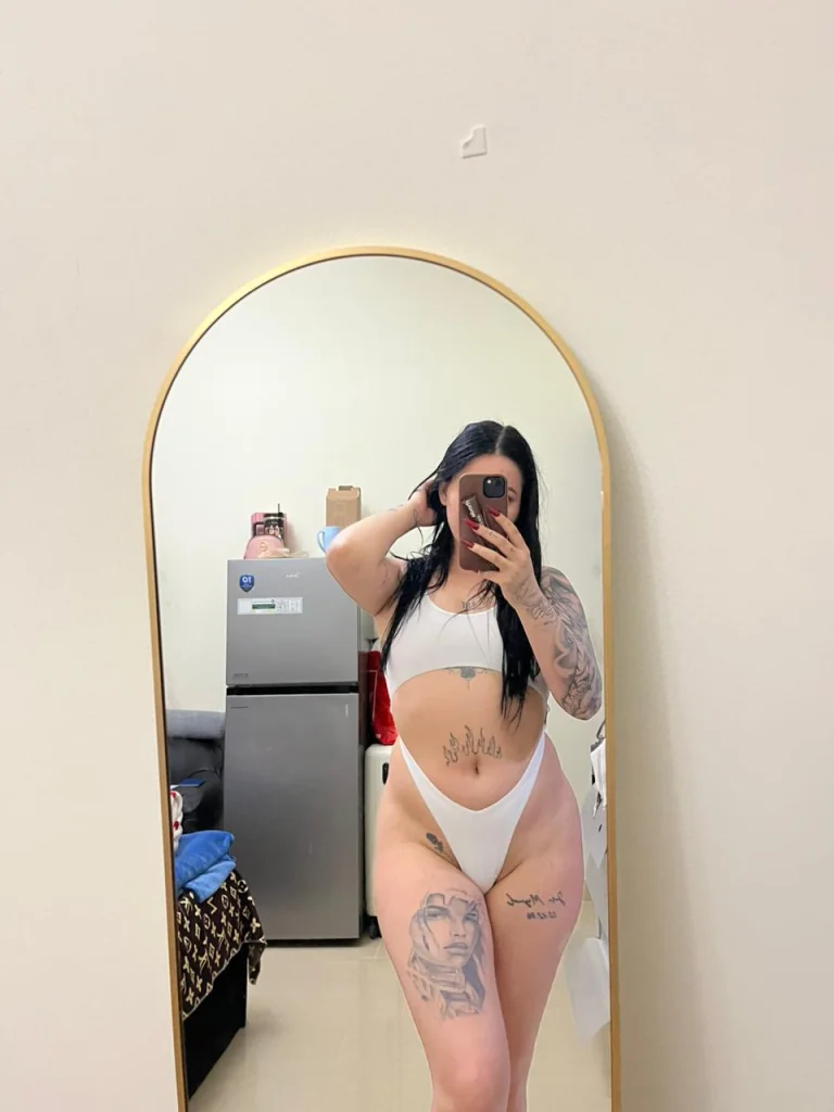 Karolina — Prime Models