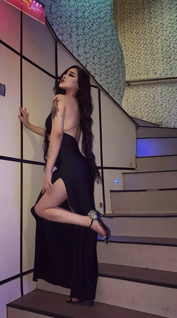 Tiffany — Prime Models