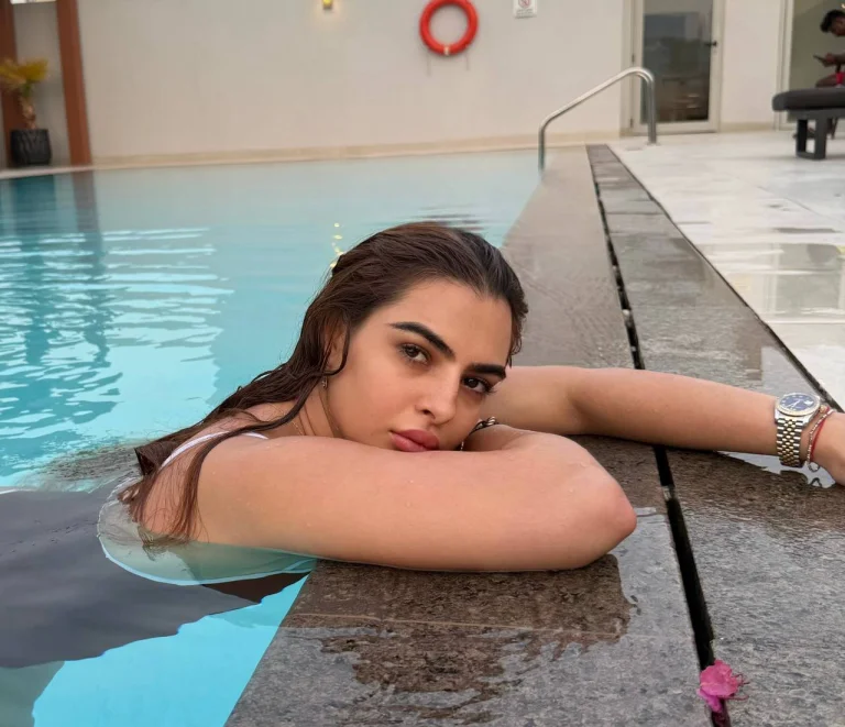Esmi — Prime Models