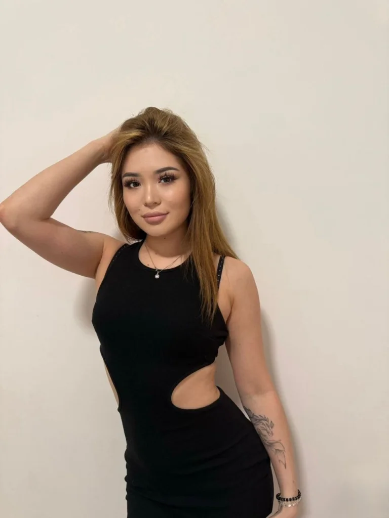 Esmeralda — Prime Models
