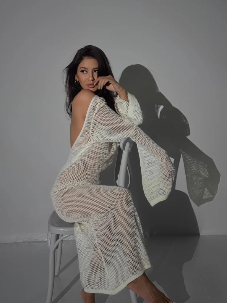 Esmina — Prime Models