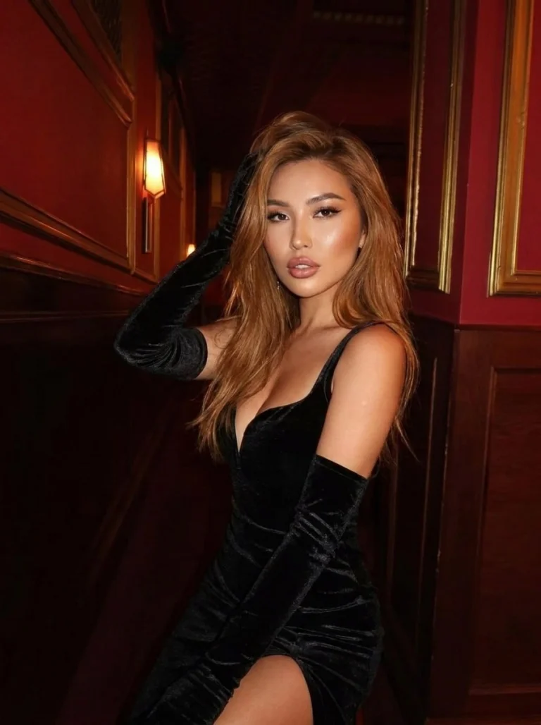Nicole — Prime Models