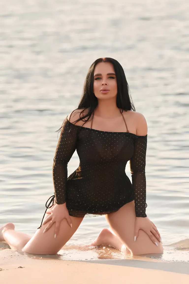 Monna — Prime Models