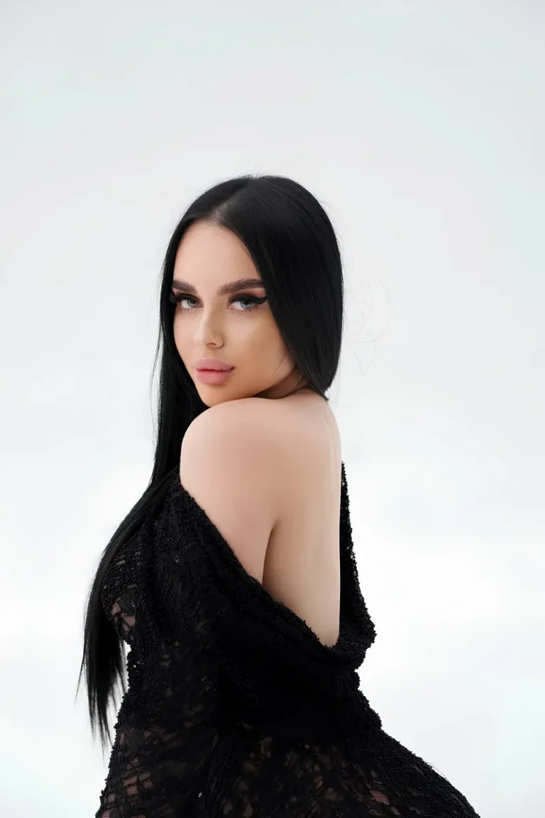 Monna — Prime Models