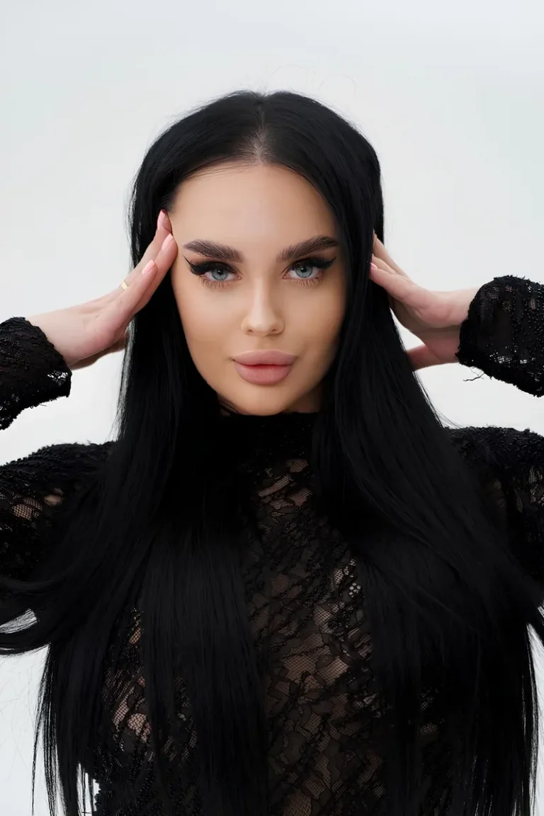 Monna — Prime Models